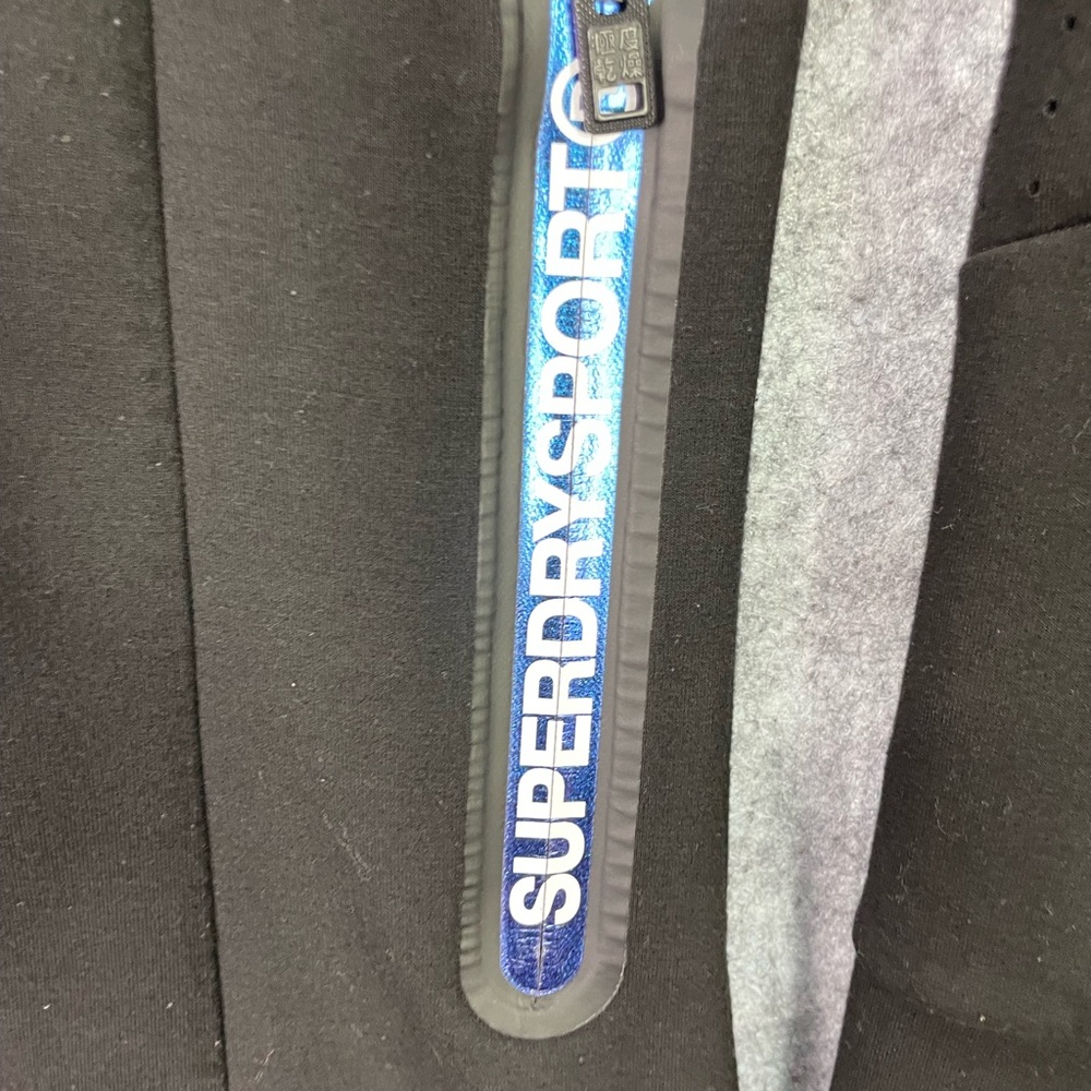 Superdry Sport Jacket Womens US 6 UK10 Black Full Zip Hooded Athletic Stretch - Picture 2 of 16
